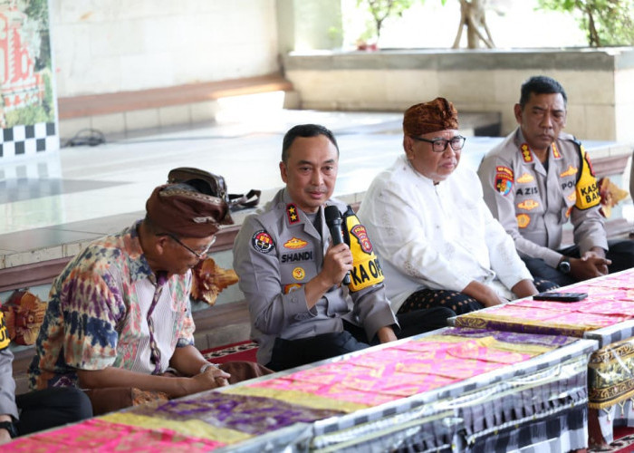 Sambangi Komunitas Hindu, Kapolda Sumsel Irjen Pol Dr Sandi Nugroho Perkuat Kerukunan Jelang Hari Besar