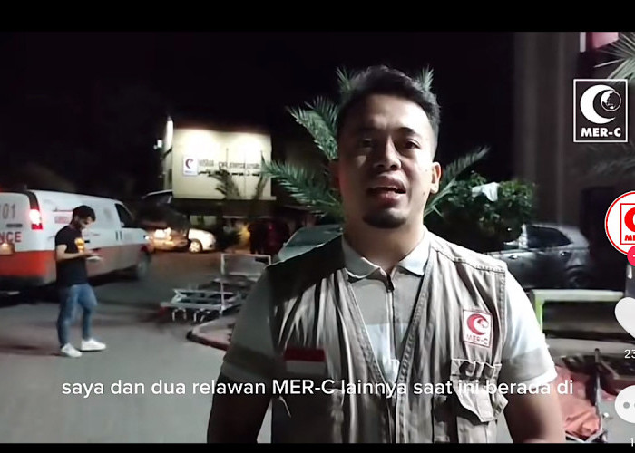 Lewat Video Relawan MER-C Fikri Rofiul Haq Tetap Bertahan di Gaza Bersama 2 Temannya, Bantu RS Indonesia