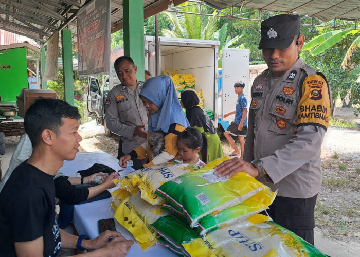 Polres Ogan Ilir Gelar Gerakan Pangan Murah di Wilayah Polsek Pemulutan, Sediakan 5 Ton Beras untuk Warga