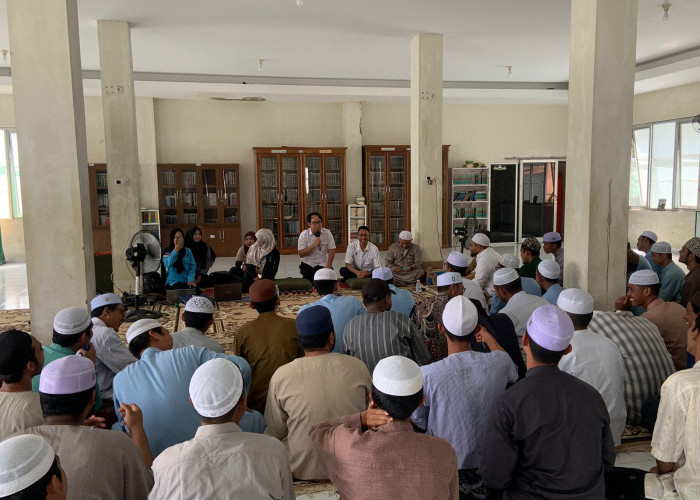 Santri Lulusan Ponpes Rubath Al Muhibbien Ingin Lanjut Kuliah di UT Palembang