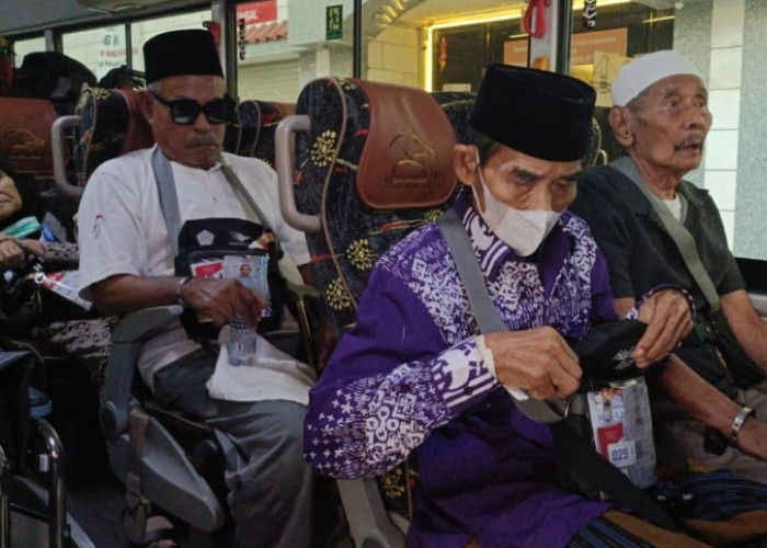 CEK Begini Layanan Haj Lansia, Disabilitas dan Risti Saat Safari Wukuf Haji 2025