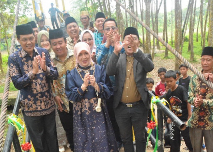 25 Tahun Menanti, Pembangunan Jembatan Gantung Akhirnya Terwujud