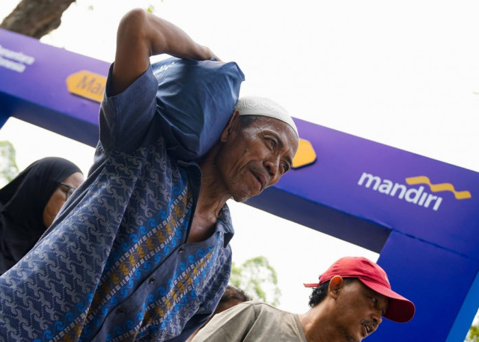 Momentum Kebangkitan Nasional, Bank Mandiri Perkuat Kepedulian Sosial Lewat Penyaluran 28.000 Paket Sembako