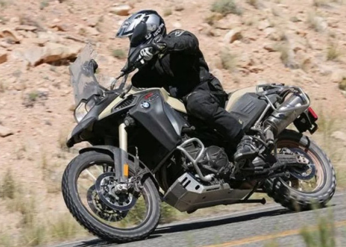 BMW F800 GS 2026, Motor Adventure Tangguh yang Siap Jadi Teman Setia Touring Jarak Jauh
