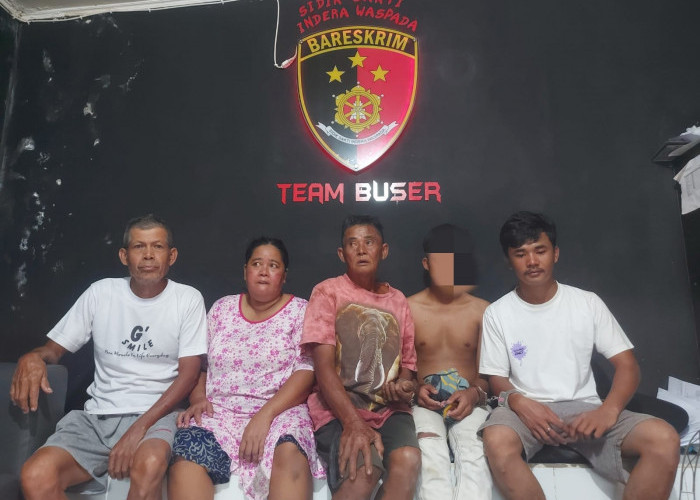Polisi Tangkap Pelaku Penyerangan 4 Warga Sungai Itam Palembang, Seorang Emak-emak Ikut Diamankan 