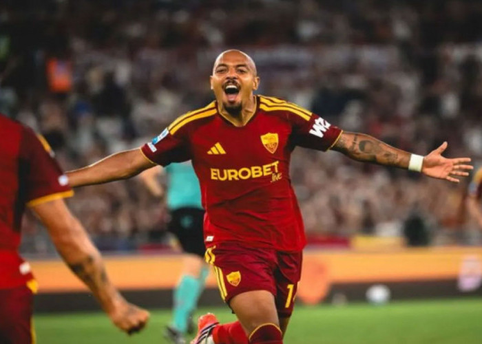 AS Roma Bantai Fiorentina 4-0, Malen Ciptakan Hattrick