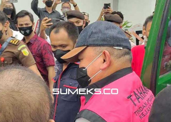 PT Palembang Kurangi Hukuman Alex Noerdin