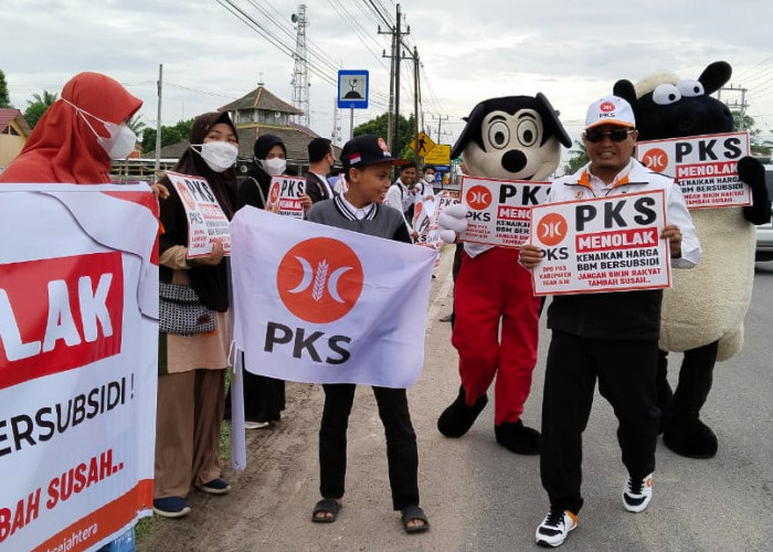 Longmarch di Jalan Lintas Palembang-Indralaya, PKS Ogan Ilir Tolak Kenaikan Harga BBM