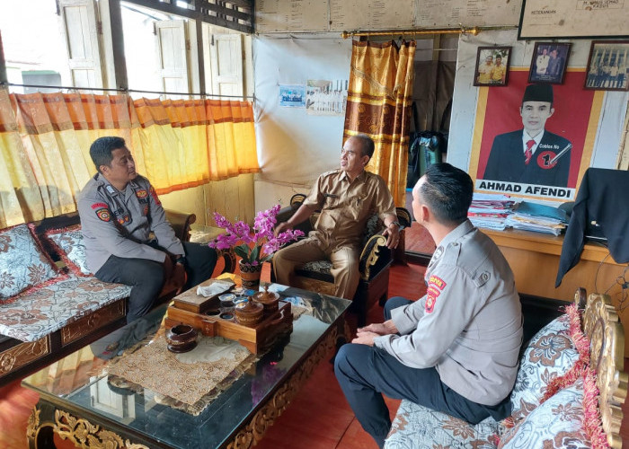 Tindaklanjuti Video Viral Maling Bertopeng di Ogan Ilir, Polsek Indralaya Datangi Rumah Warga Desa Mandi Angin