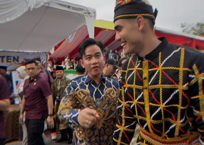MERIAH, Pacu Jalur 2025 Kuansing Jadi Sorotan Dunia, Dihadiri Gibran dan Aisar Khaled