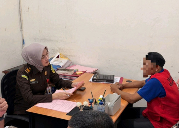 Kejari OKI Pelimpahan Tahap II Perkara Dugaan Korupsi Penyaluran KUR Bank Syariah, Rugikan Rp9, 5 Miliar