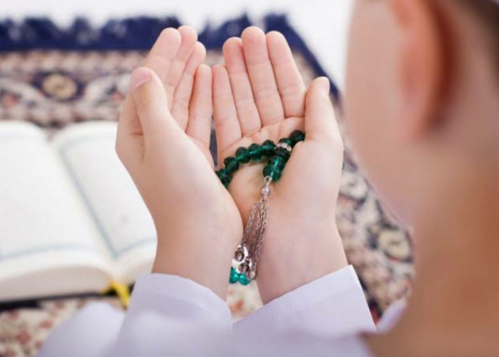 6 Amalan dan Doa yang Bisa Membuat Wajah Bercahaya Sesuai Anjuran Islam, Terlihat Cerah Meski Tak Perawatan