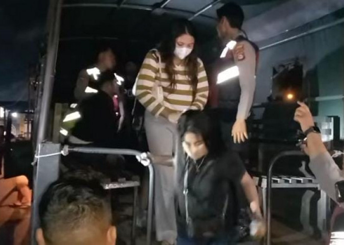 Geledah 5 Kafe di Kampung Baru Palembang, Temukan 1 Butir Ekstasi, Puluhan Orang Diamankan, 7 Wanita 