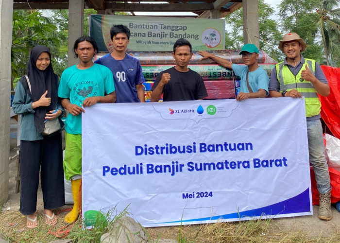 XL Axiata Peduli Salurkan Bantuan untuk Warga Terdampak Banjir Lahar Dingin Gunung Marapi di Sumatera Barat
