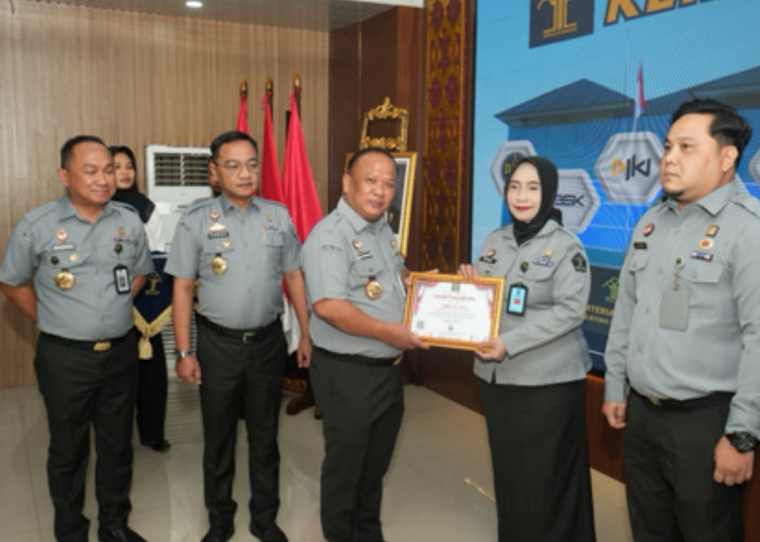 Kanwil Kemenkum Sumsel Apresiasi Pegawai Berprestasi, Dorong Budaya Kerja Inovatif