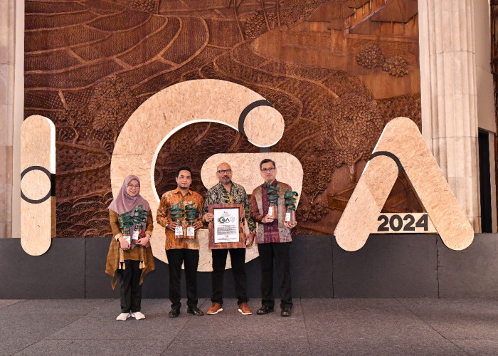 Fantastis! PT Pusri Palembang Borong 11 Penghargaan Pada Indonesia Green Awards 2024, Ini Kategori yang Diraih