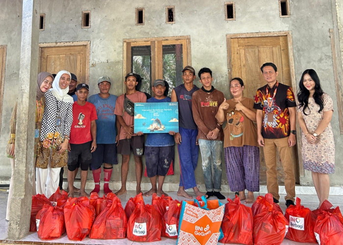 Bulan Penuh Berkah BNI Cabang Kayuagung Bagikan 280 Paket Sembako