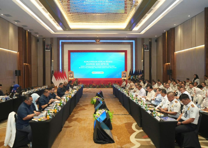 Rapat Mitra Kerja Komisi XIII DPR RI, Kemenkum Sumsel Sampaikan Capaian dan Tantangan Pelaksanaan Tugas