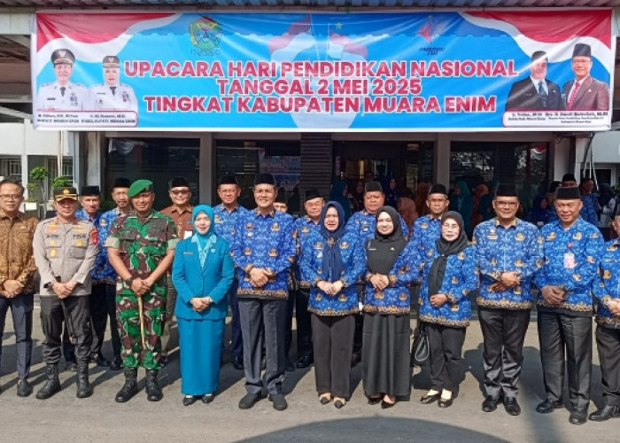 Bupati Muara Enim Tegaskan Pentingnya Penguatan Karakter Siswa di Hari Pendidikan Nasional 2025