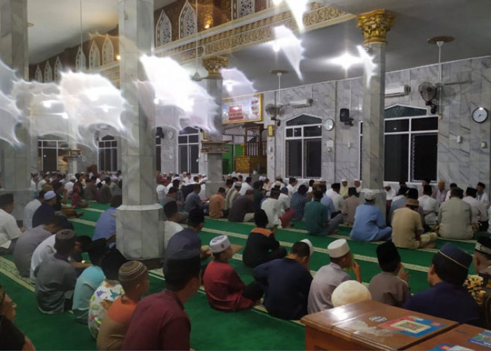 Masjid Agung Sholihin Kayuagung Buka Donasi Takjil, 3 Hari Terkumpul Hampir Rp15 Juta