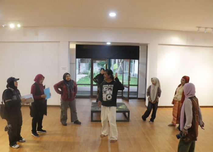 Jurnalis Perempuan Naik Panggung, Angkat Luka Bencana Lewat Teater Kemanusiaan