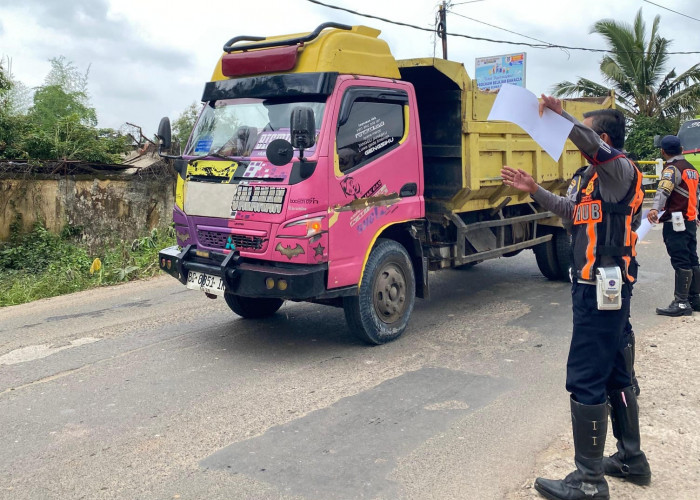 Angkutan Tanah di Tanjung Barangan 'Kangkangi' Surat Edaran, Dishub Palembang Kaji Penindakan 