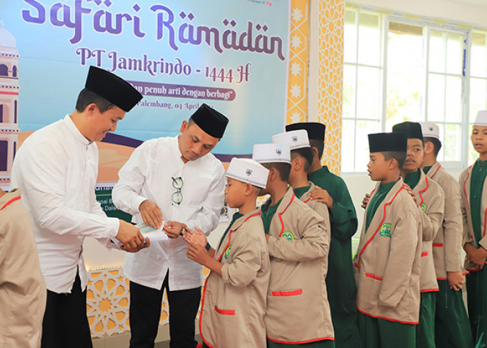 Berbagi di Bulan Ramadan, Jamkrindo Lakukan Kegiatan Sosial di Palembang