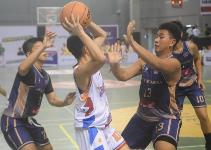 Panas di GOR Dempo, SMA Xaverius 1 vs SMAN 10 Palembang, Final Dini Honda DBL Palembang 2025