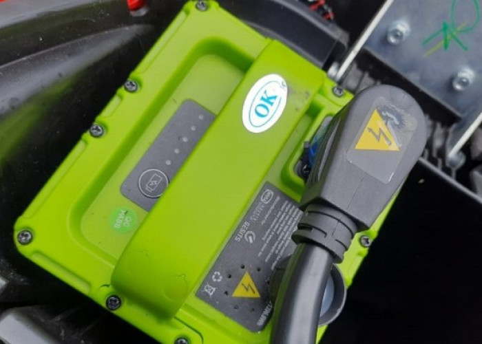 Sering Stop-and-Go, Begini Ternyata Cara Mudah Agar Baterai Motor Listrik Tetap Awet