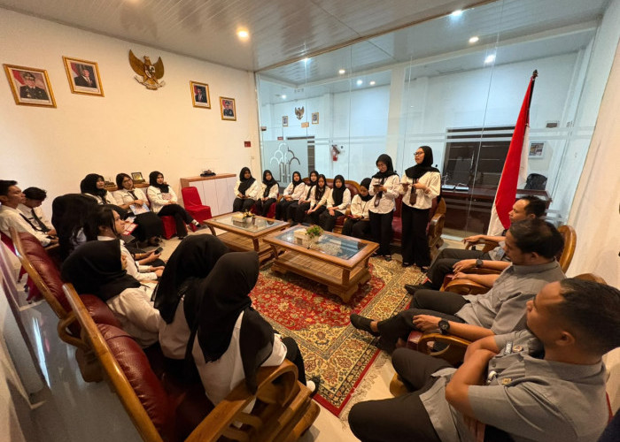 Kemenkum Sumsel Evaluasi Kinerja dan Perkuat Kompetensi Peserta MagangHub Batch I Angkatan 2