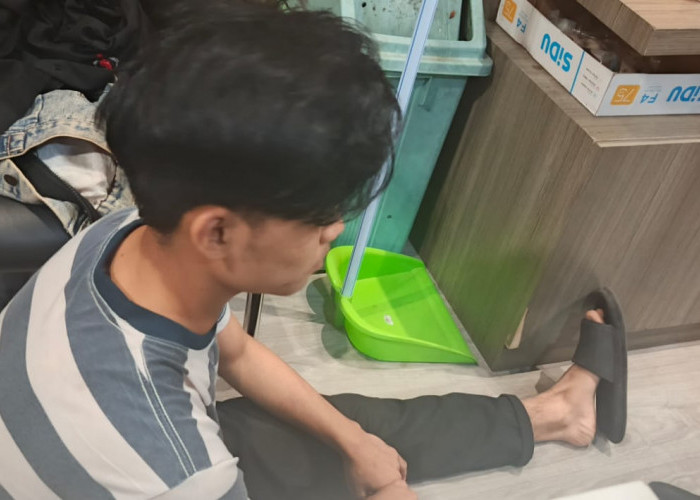 Ancam Sebar Video VCS dengan Pacar, Pria di Palembang Diserahkan Keluarga Korban ke Polisi 