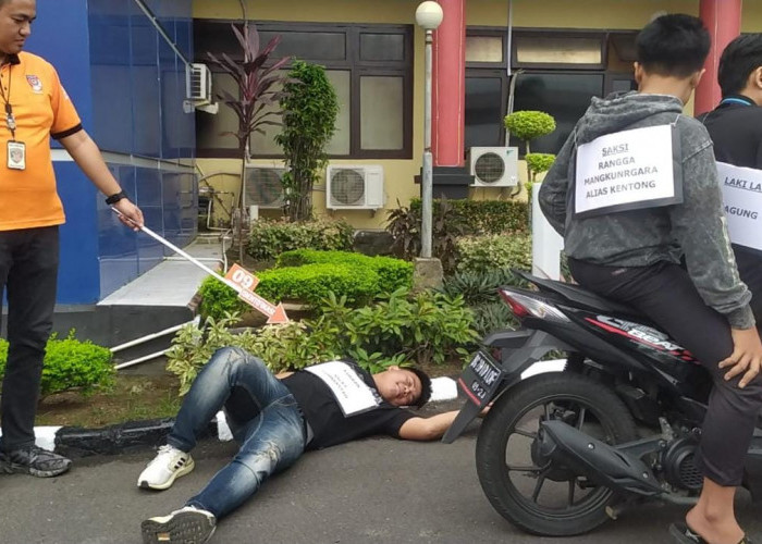 Polisi Gelar Rekonstruksi Kasus Tawuran yang Tewaskan Pelajar di  Seberang Ulu Palembang