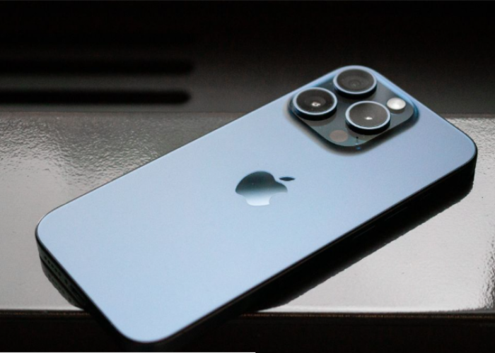 Harga iPhone 15 Pro Max Tambah Turun, 6 Fitur Premium Ini Bikin Tetap Unggul di 2025