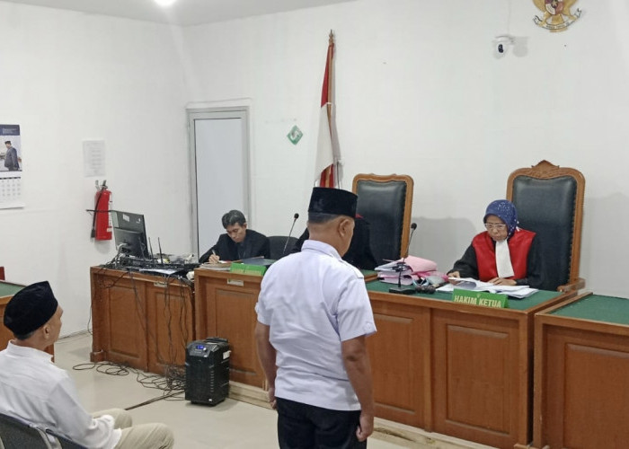 Raup Duit Rp21,5 Juta, ASN Nyamar Jadi Jaksa Divonis 3 Tahun 8 Bulan