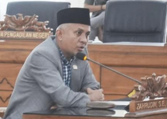 Anggota DPRD Ogan Ilir Minta Dinas Lingkungan Hidup Stressing Petugas Kebersihan, Alasannya Bikin Geram! 