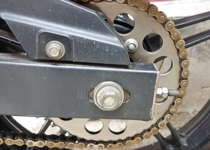 Cara Melumasi Rantai Motor yang Benar Setelah Mudik Jarak Jauh dengan Perawatan Tepat: Bersih dan Awet