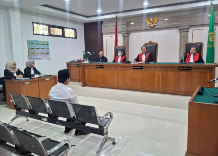 Kepala KCP PT Pos Air Sugihan OKI Dituntut 8 Tahun 6 Bulan Penjara Perkara Tipikor