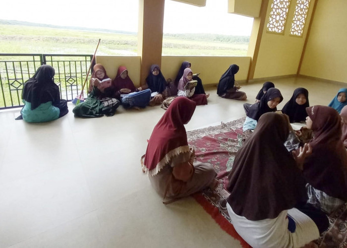 Semarak Ramadan Rumah Tahfidz Al-Falah Tanjung Batu, Pompa Semangat Santri Supaya Tak Kendorkan Hafalan 