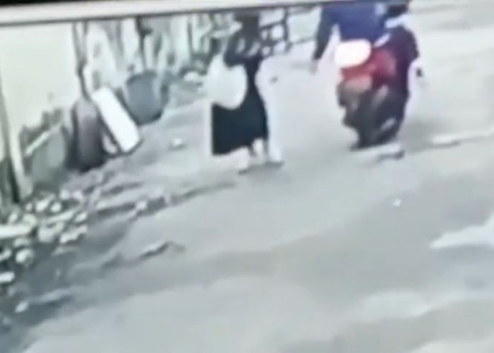 Viral Diduga Aksi Begal Payudara di Palembang Terekam CCTV