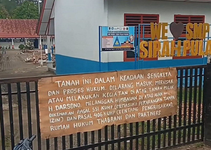 Siswa SD dan SMP di OKI Dilarang Masuk ke Sekolah, Pintu Pagar Dirantai, Diduga Lahan Bersengketa