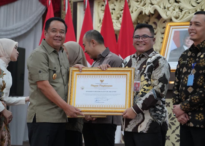 Muara Enim Pemerintah Daerah Terbaik  Keterbukaan Informasi Publik di Sumsel