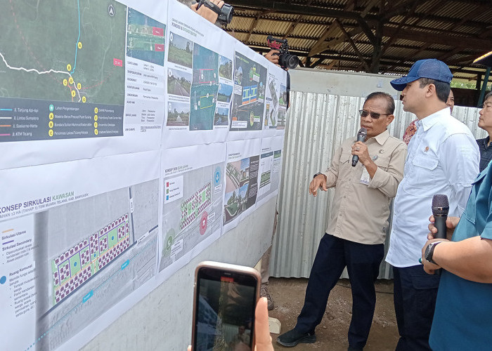 Siapkan Masyarakat Transmigrasi Sesuai Potensi Daerah, Menteri Iftitah Tekankan Pembangunan SDM di KTM Telang