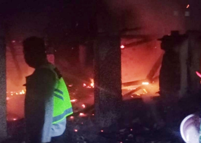 Kebakaran Rumah di Rantau Alai Ogan Ilir, Sepeda Motor Ikut Terbakar, Kerugian Korban Capai Rp 300 Juta