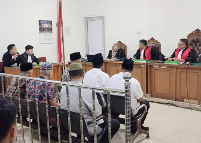 Pembacaan Tuntutan Pidana 6 Terdakwa Korupsi Proyek Jalan Ratu Seriun Pagaralam Rp532,9 Juta Ditunda