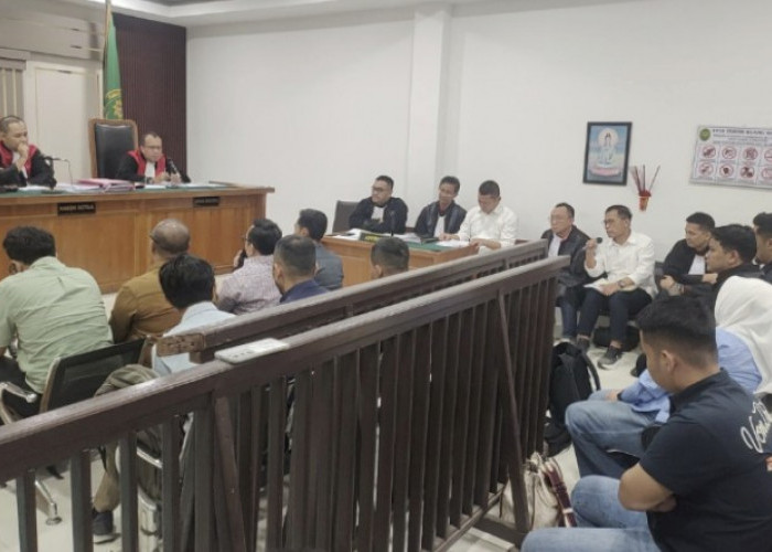 Dugaan Permainan Faktur 17 Ribu Ton Semen Terbongkar Dalam Sidang Korupsi Distribusi PT SMBR