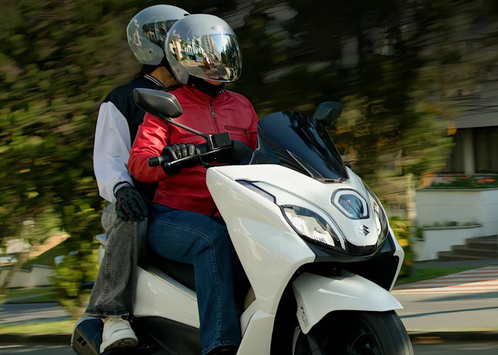 Burgman Versi 150 cc Punya Tangki Bensin 8 Liter Cukup Oke Buat Touring, Kapan Bisa Masuk ke Indonesia? 
