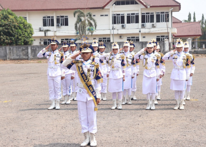 Peserta Lomba PBB Tunjukan Kemampuan Gerakan Dasar di GOR Biduk Kajang Kayuagung