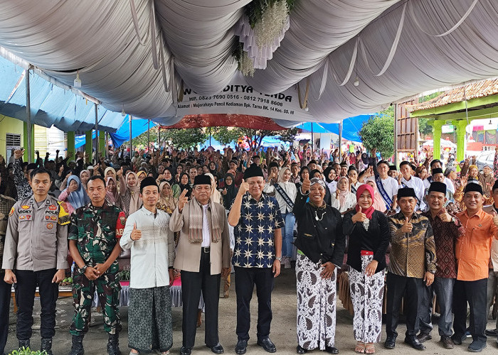 Hadiri HUT Ke 50 Desa Harjomulyo, Ini Pesan Bupati Enos