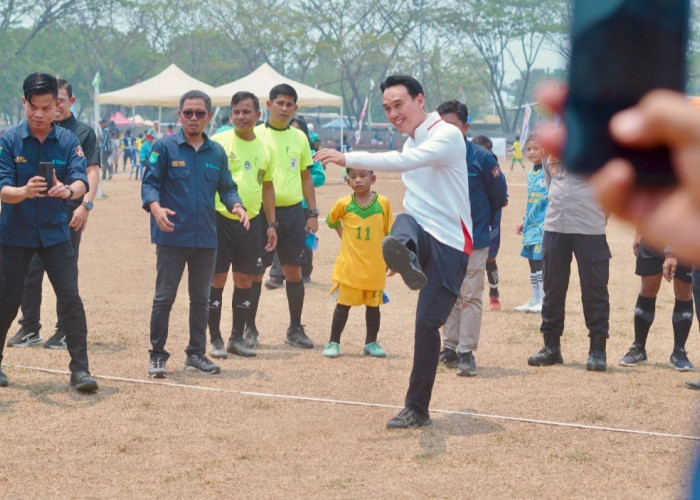 Tim Berlaga di Liga Merah Putih OKI, Muchendi Dorong Pembinaan Sepak Bola Usia Dini