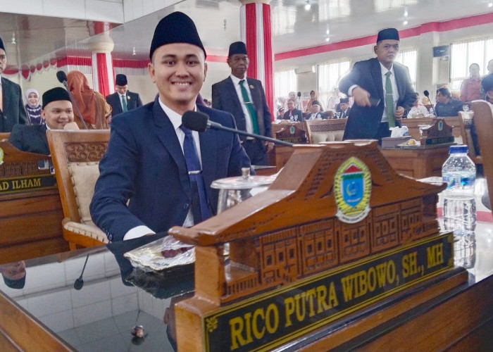 Resmi Jabat Anggota DPRD Ogan Ilir Periode 2024-2029, Rico Putra Wibowo Siap Emban Amanat Masyarakat